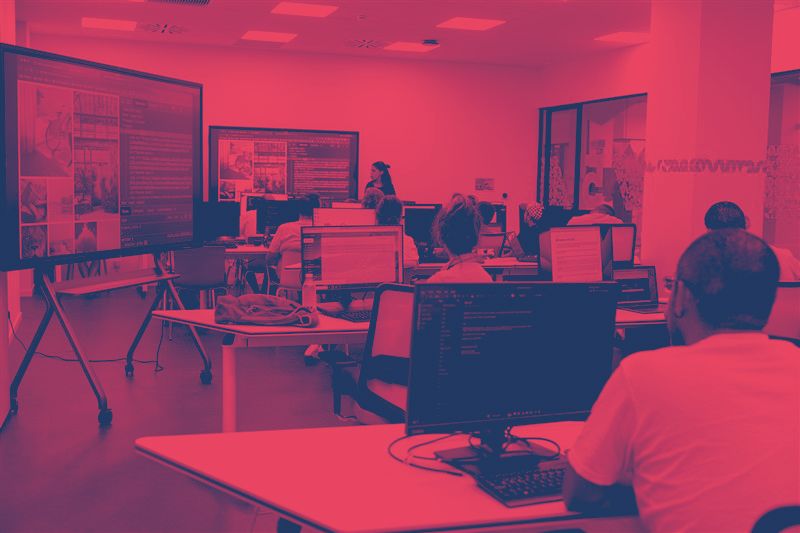 Conecta y comparte contenido de calidad en el mundo digital Conecta y comparte contenido de calidad en el mundo digital